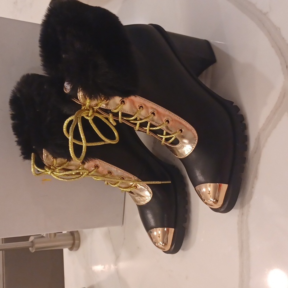 Things II Come Womens Maliyana Black Faux Leather Ankle Boots Shoes NWB SZ 6.5 M